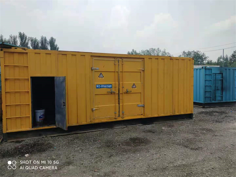 惠来200KW柴油发电机组需要配备什么型号的电缆线？